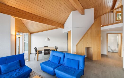 ANDERMATT / UR – IHR FERIENDOMIZIL MIT GALERIE IN ALPINER SCHÖNHEIT ERWARTET SIE!